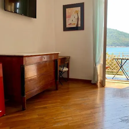 Bed and breakfast Mare Blu Sapri