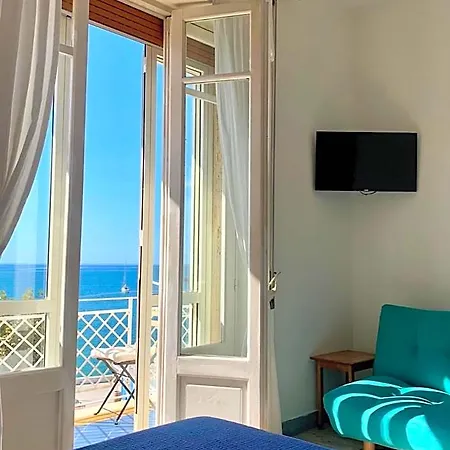 Bed & Breakfast Mare Blu Sapri